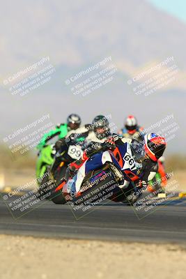 media/Dec-07-2024-CVMA (Sat) [[21c5f1ef85]]/Race 12-Supersport Middleweight/